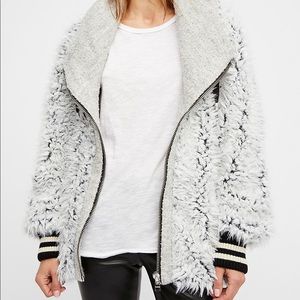 Free People Fluffy Dolman Jacket barely used in great condition XS/S